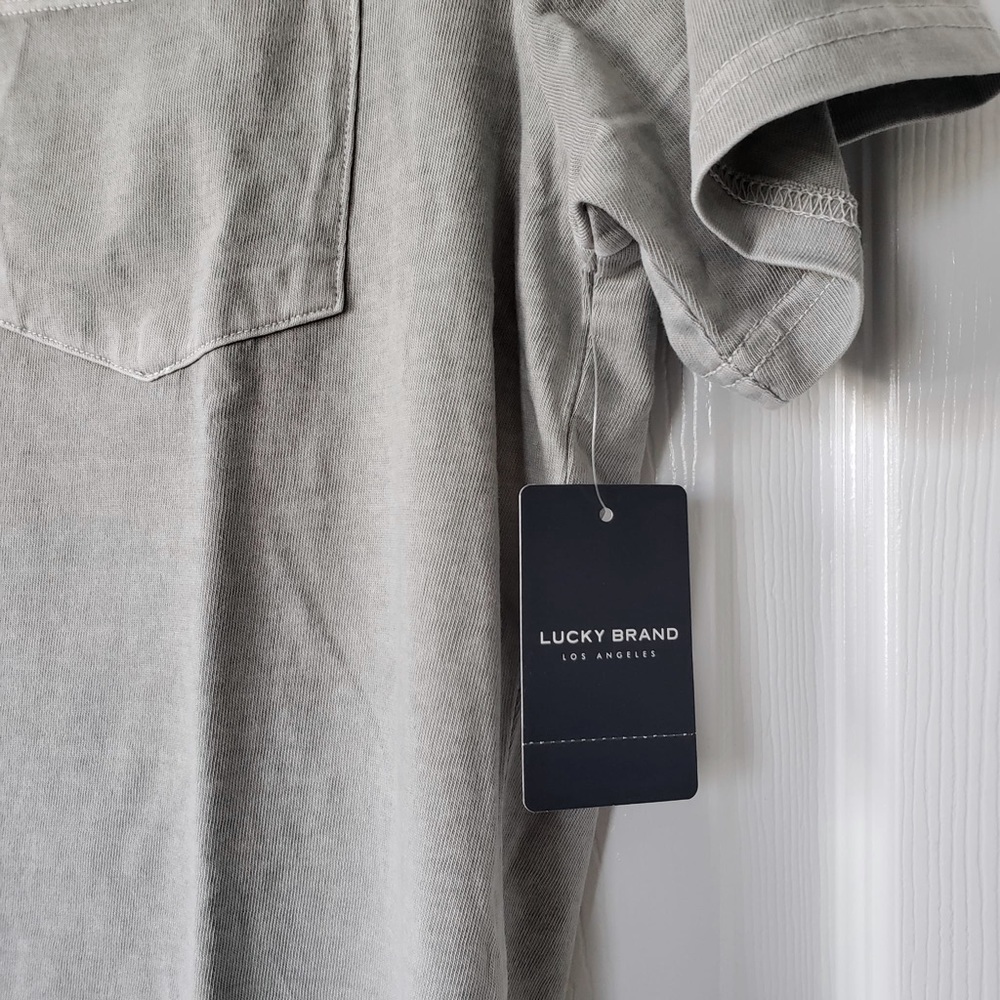 Lucky Brand - Loose T-Shirt w/ 1 Pocket - Picture 7 of 8